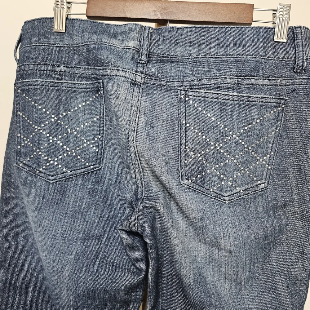 Classic Blue Women's Jeans‎